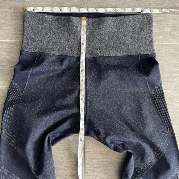 Athleta Twilight Tight Navy Sparkly Silver Metallic High Waisted Leggings Size L - Picture 14 of 15